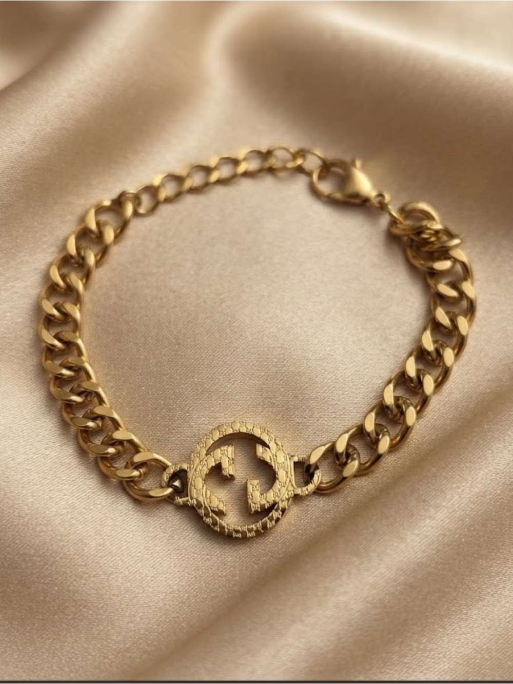 New Gold Chain Logo-Style Bracelet - Women Jewelry